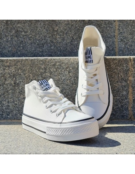 Zapatilla alta basic